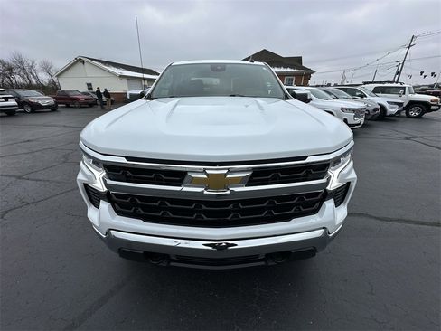 Used 2023 Chevrolet Silverado 1500 LT image 25