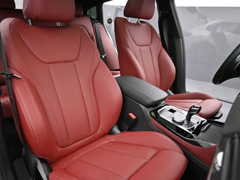 Used 2025 BMW X4 xDrive30i image 20