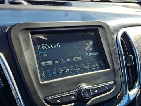 Certified 2018 Chevrolet Equinox LT image 16