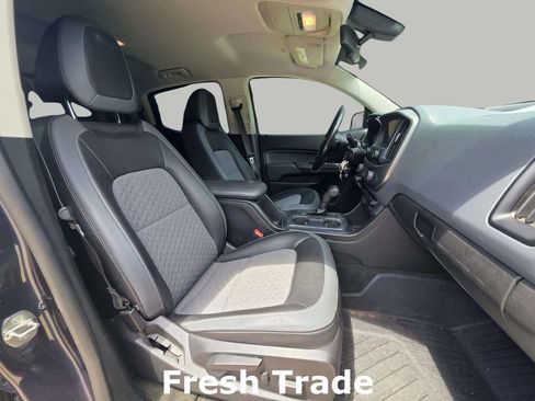 Used 2018 Chevrolet Colorado Z71 w/ Centennial Edition AWD/4WD image 9