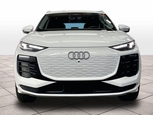 Certified 2025 Audi Q6 e-tron Premium Plus w/ Premium Plus AWD/4WD image 3