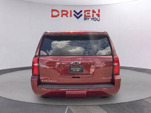 Used 2020 Chevrolet Suburban LT RWD image 5