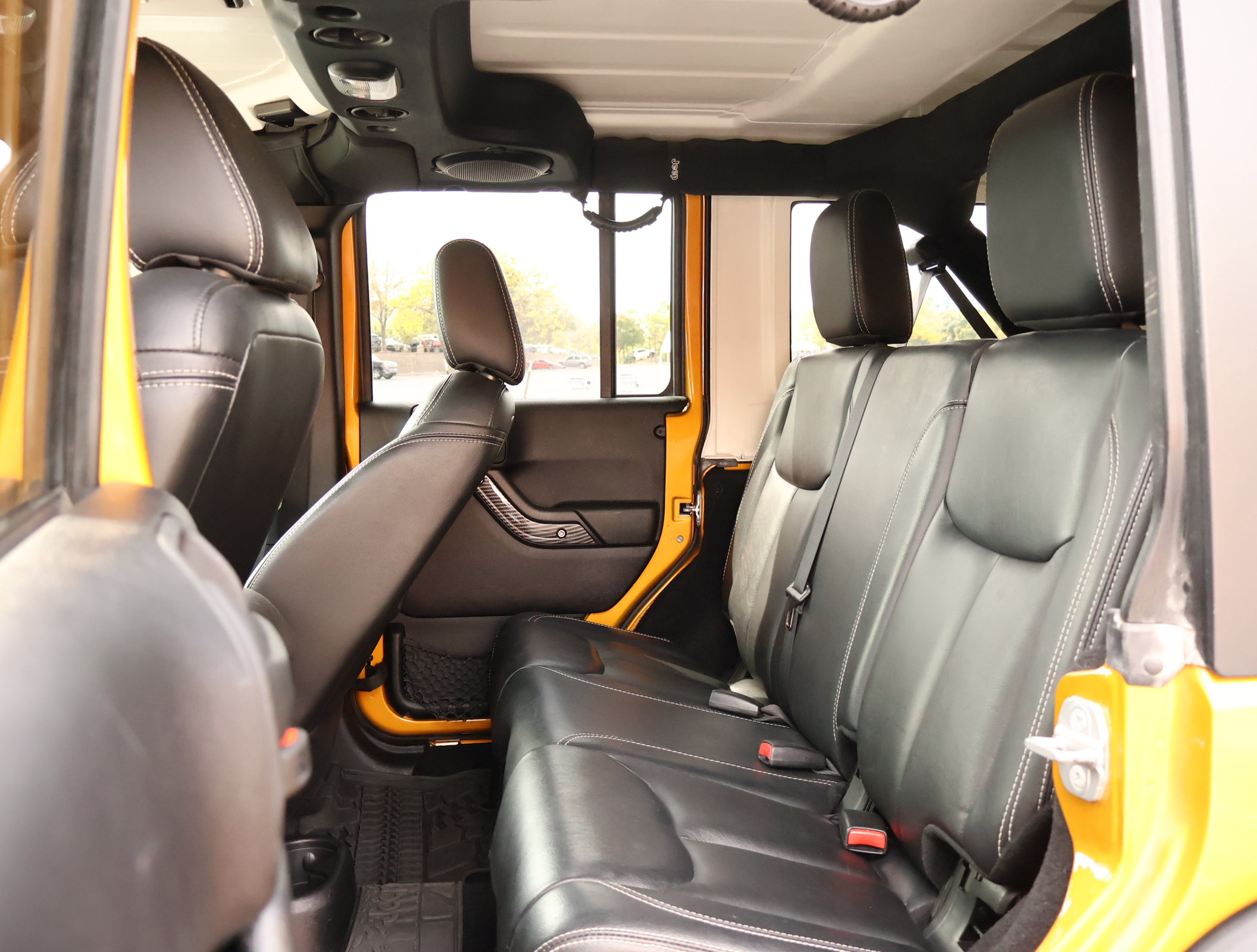 Used 2014 Jeep Wrangler Unlimited Rubicon AWD/4WD image 16