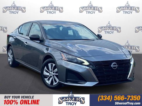 Used 2025 Nissan Altima 2.5 S FWD image 1