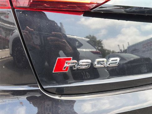 Used 2021 Audi RS Q8 w/ Luxury Package AWD/4WD image 32
