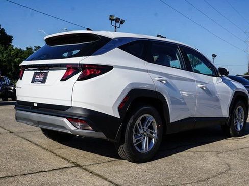 New 2026 Hyundai Tucson SE image 4