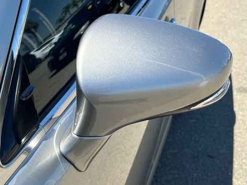 Used 2018 Lexus ES 350 w/ Luxury Package w/Wood Trim FWD image 9