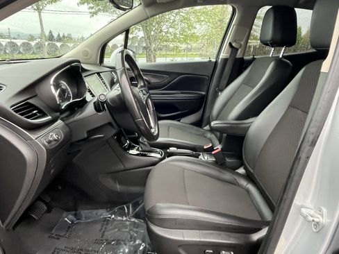 Used 2019 Buick Encore Preferred FWD image 8