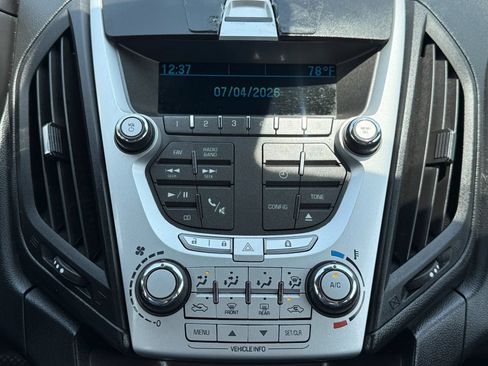 Used 2015 Chevrolet Equinox LS FWD image 25