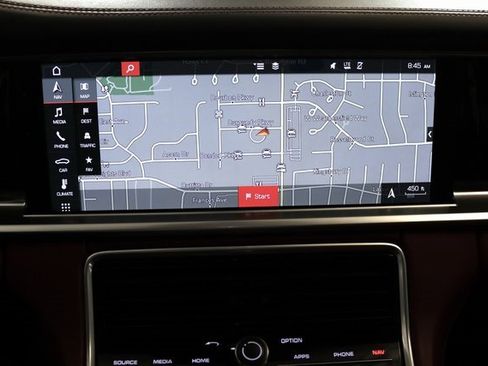 Used 2018 Porsche Panamera 4S image 8