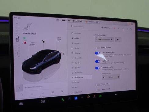 Used 2025 Tesla Model 3 Long Range image 31