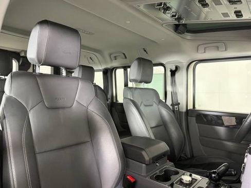 Used 2024 INEOS Grenadier AWD/4WD image 31