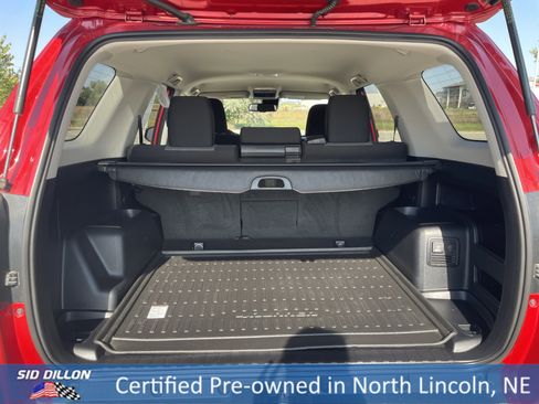 Used 2022 Toyota 4Runner SR5 image 10