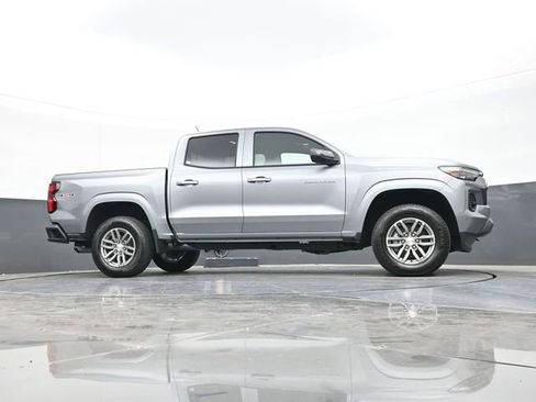 New 2025 Chevrolet Colorado LT w/ LT Convenience Package image 41