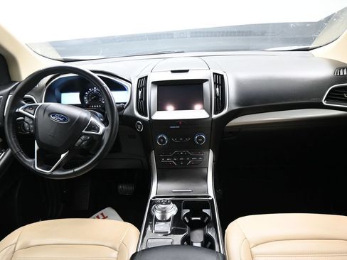 Used 2019 Ford Edge SEL w/ Equipment Group 201A FWD image 15