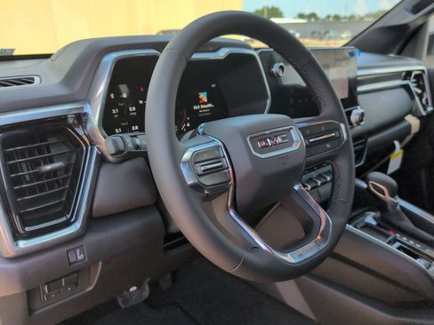 New 2026 GMC Canyon Elevation w/ Convenience Package RWD image 11