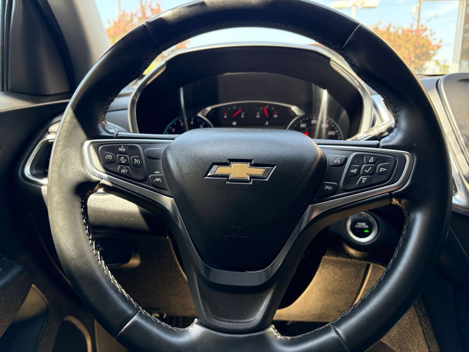 Used 2024 Chevrolet Equinox LT FWD image 28