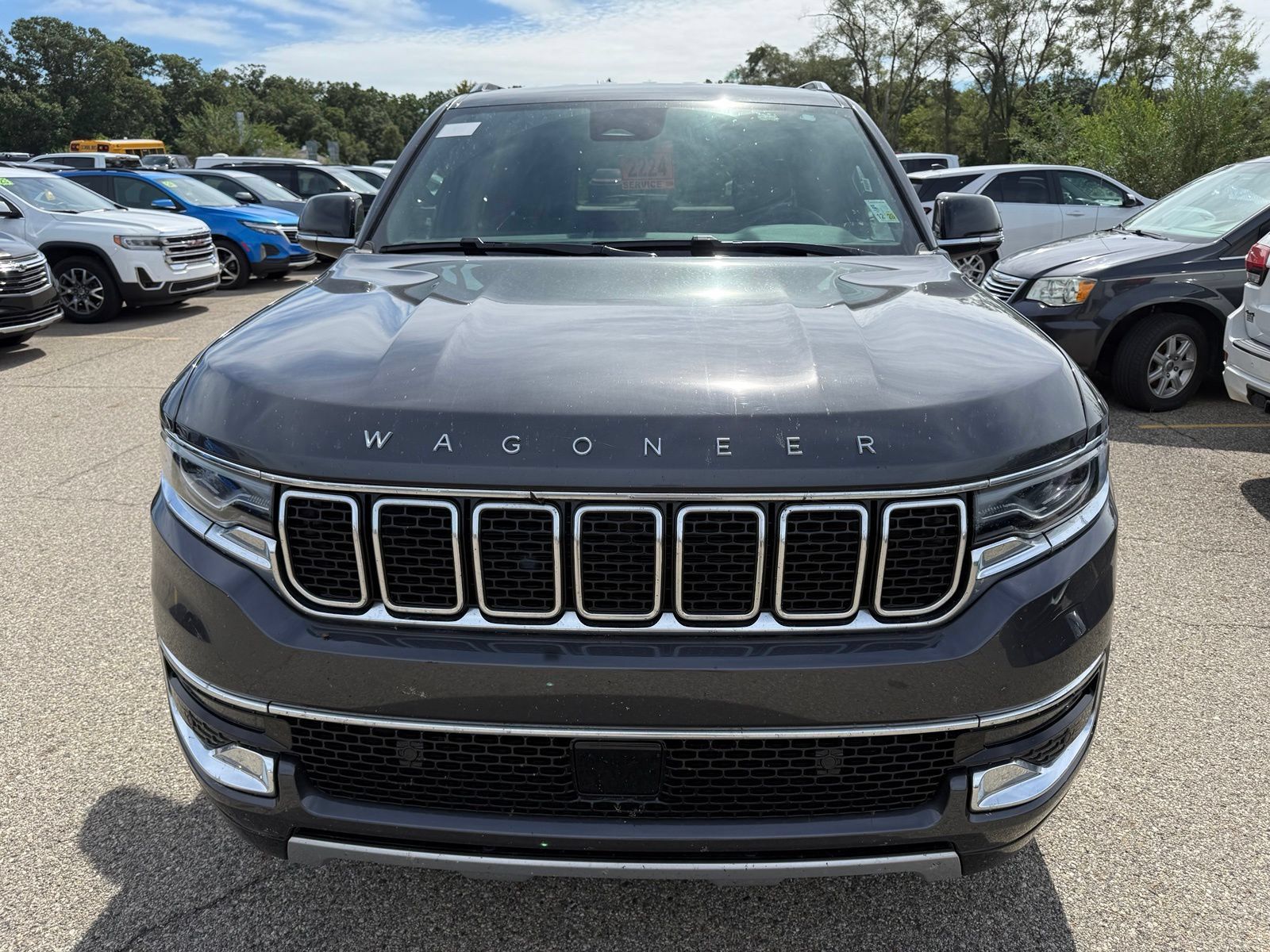 Used 2025 Jeep Wagoneer Series II AWD/4WD image 6