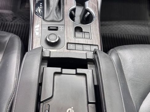 Used 2021 Toyota Highlander Platinum AWD/4WD image 25