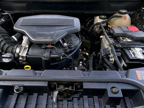 Used 2020 Cadillac XT5 Premium Luxury image 9