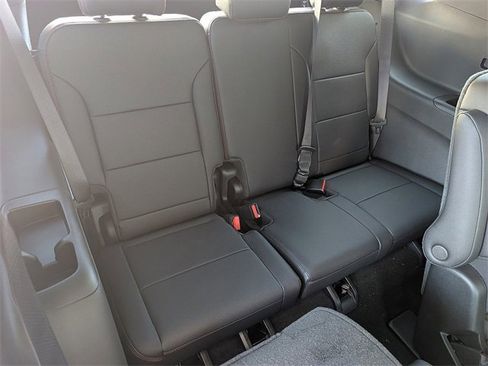 New 2026 Chevrolet Traverse RS image 14