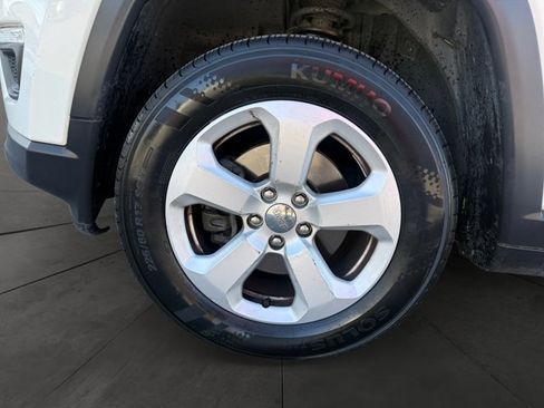 Used 2019 Jeep Compass Latitude w/ Popular Equipment Group image 9