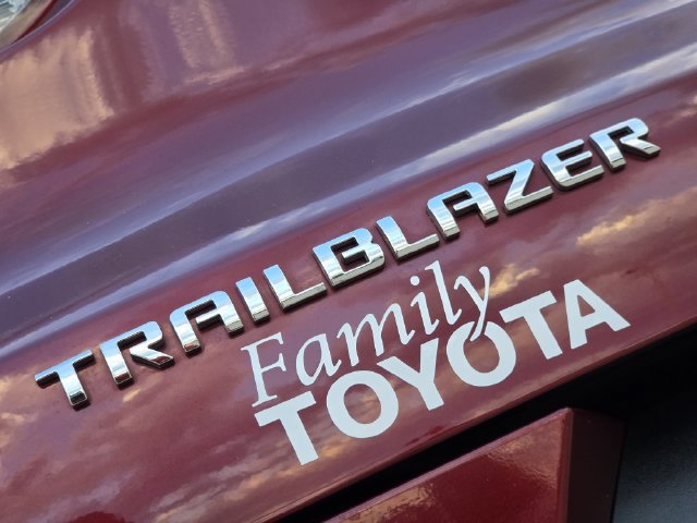 Used 2024 Chevrolet TrailBlazer LS w/ LS Convenience Package FWD image 9