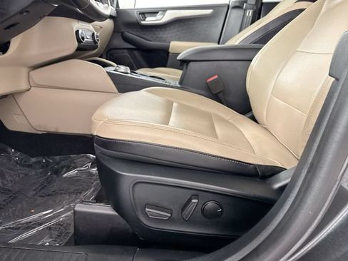 Used 2020 Ford Escape SE Sport AWD/4WD image 21