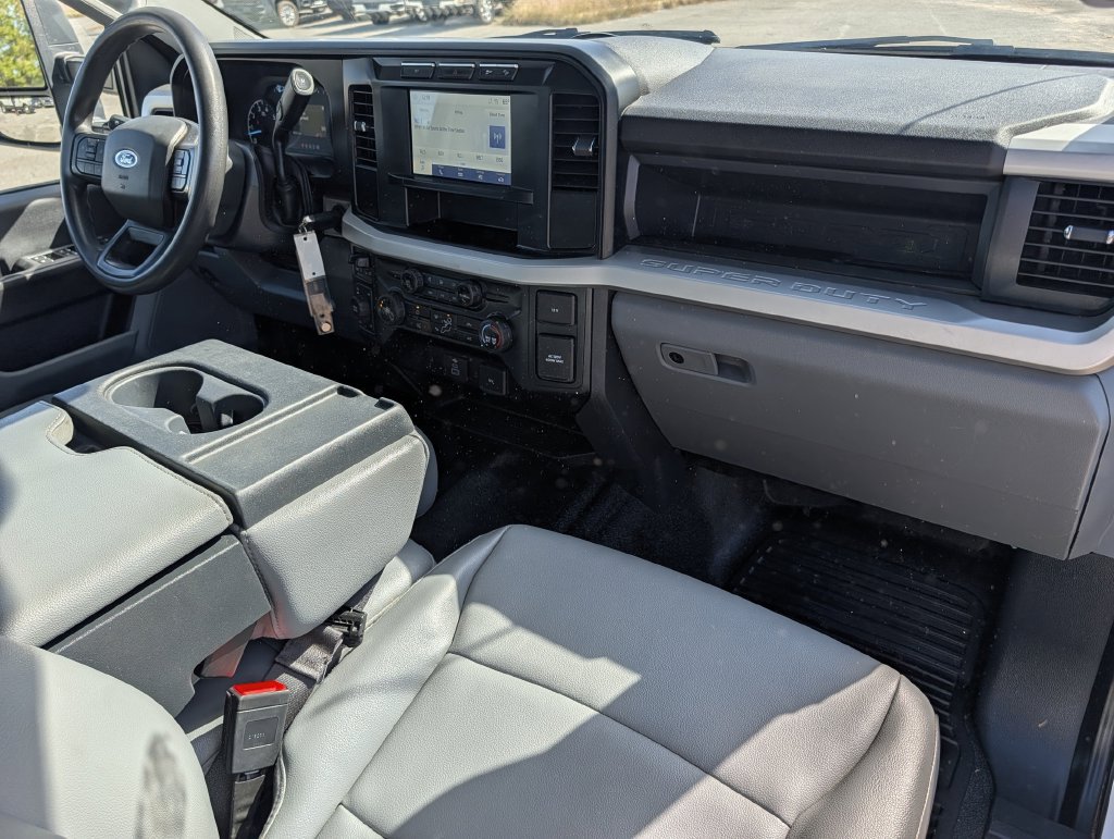 Used 2023 Ford F250 XL w/ 360-Degree Camera Package AWD/4WD image 31