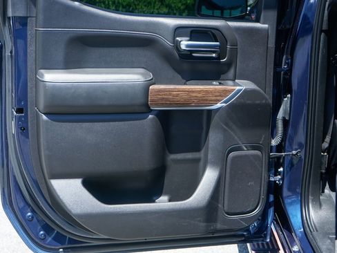 Used 2019 Chevrolet Silverado 1500 High Country AWD/4WD image 37