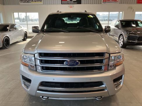 Used 2017 Ford Expedition EL Platinum image 2