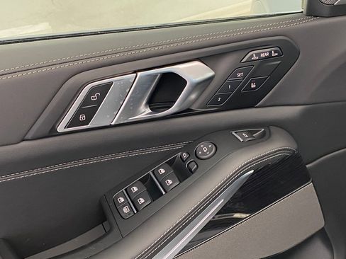 New 2026 BMW X7 xDrive40i w/ M Sport Package image 22