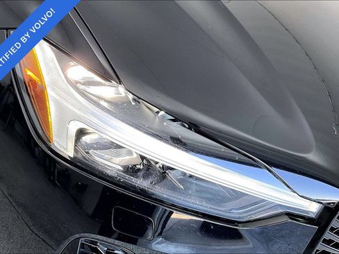 Certified 2026 Volvo XC60 B5 Plus AWD/4WD image 38