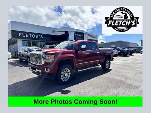 Used 2018 GMC Sierra 2500 Denali w/ Duramax Plus Package AWD/4WD image 1