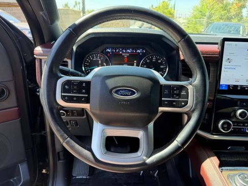 Used 2024 Ford Expedition Max Limited AWD/4WD image 30