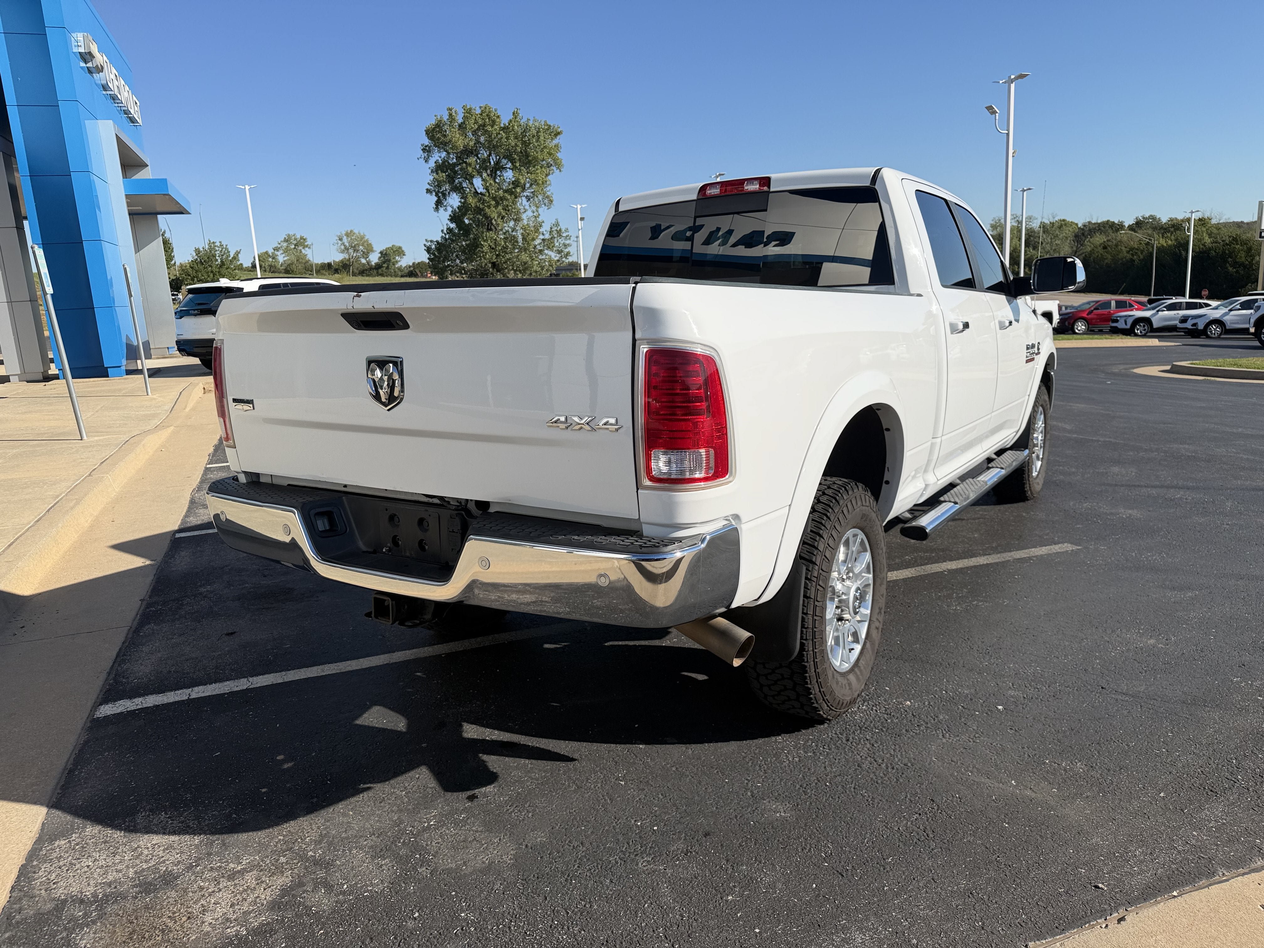 Used 2018 RAM 2500 Laramie AWD/4WD image 4