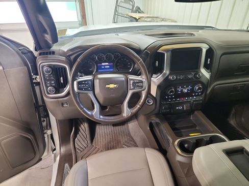 Used 2021 Chevrolet Silverado 1500 LTZ image 14