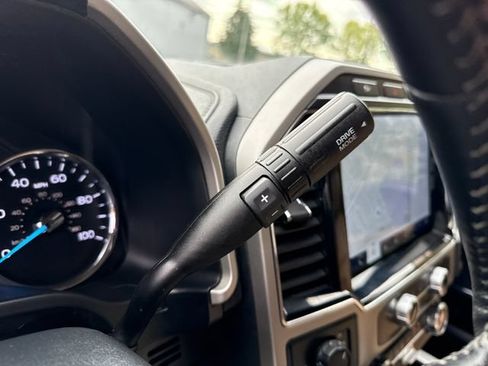 Used 2022 Ford F350 Lariat AWD/4WD image 26