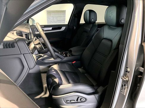 New 2026 Porsche Cayenne E-Hybrid image 5