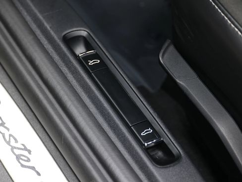 Used 2021 Porsche 718 Boxster GTS image 14