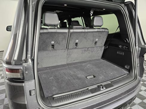 New 2026 Jeep Grand Wagoneer Limited image 14