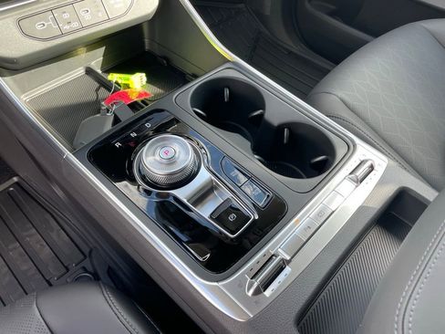 New 2026 Kia Carnival SX w/ SX Dark Edition Package image 17