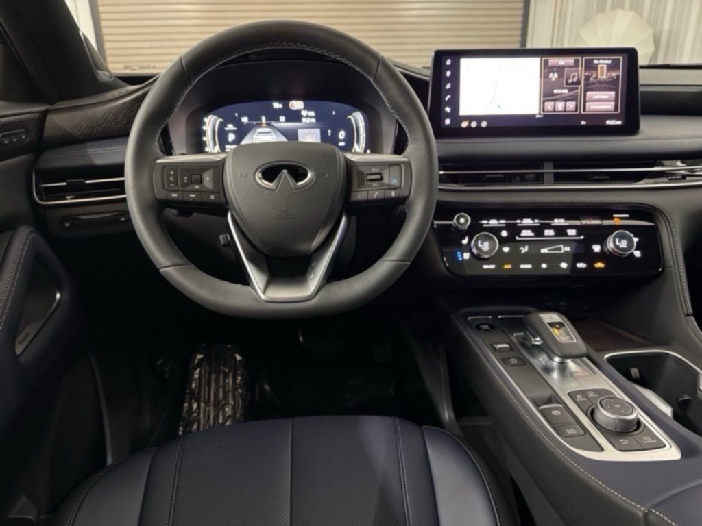 Certified 2026 INFINITI QX60 Sport w/ Dark Cargo Package AWD/4WD image 15