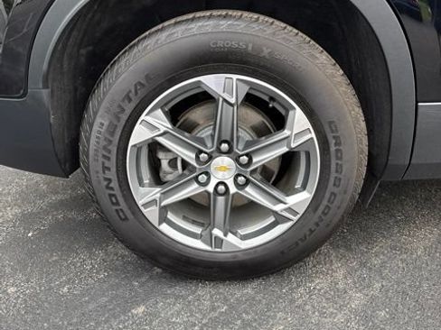 Used 2024 Chevrolet Blazer LT w/ LPO, Floor Liner Package FWD image 11
