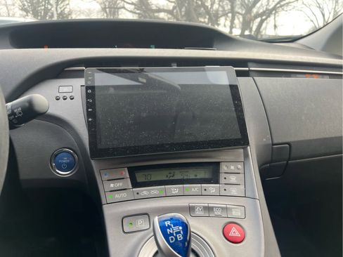 Used 2012 Toyota Prius Two image 9