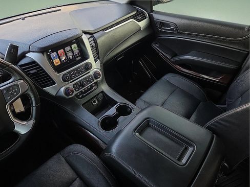 Used 2020 GMC Yukon SLE w/ HD Trailering Package AWD/4WD image 12