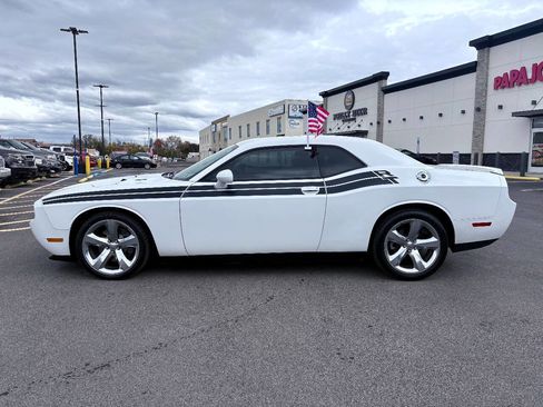Used 2012 Dodge Challenger R/T w/ Electronics Convenience Group image 3