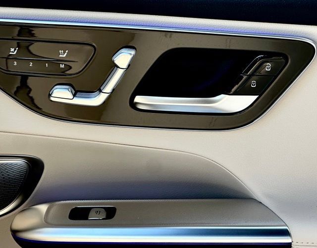 New 2027 Mercedes-Benz GLC 300 4MATIC image 34