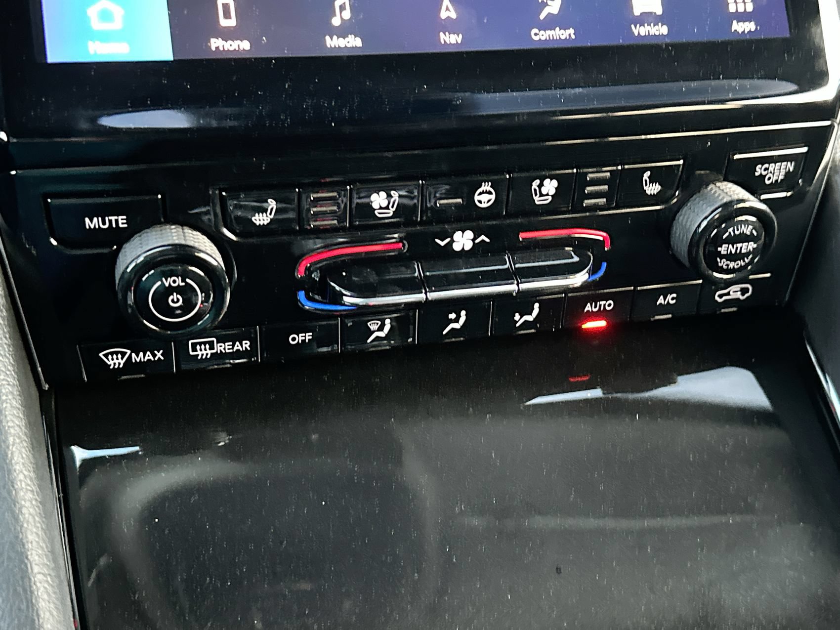 New 2023 Jeep Grand Cherokee 4WD 4xe w/ Luxury Tech Group II image 19