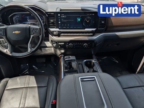Used 2022 Chevrolet Silverado 1500 High Country w/ High Country Premium Package AWD/4WD image 20